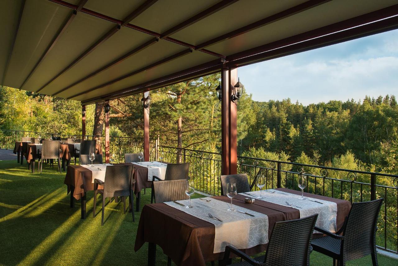 Hotel Villa Magus Kladnitsa Dış mekan fotoğraf